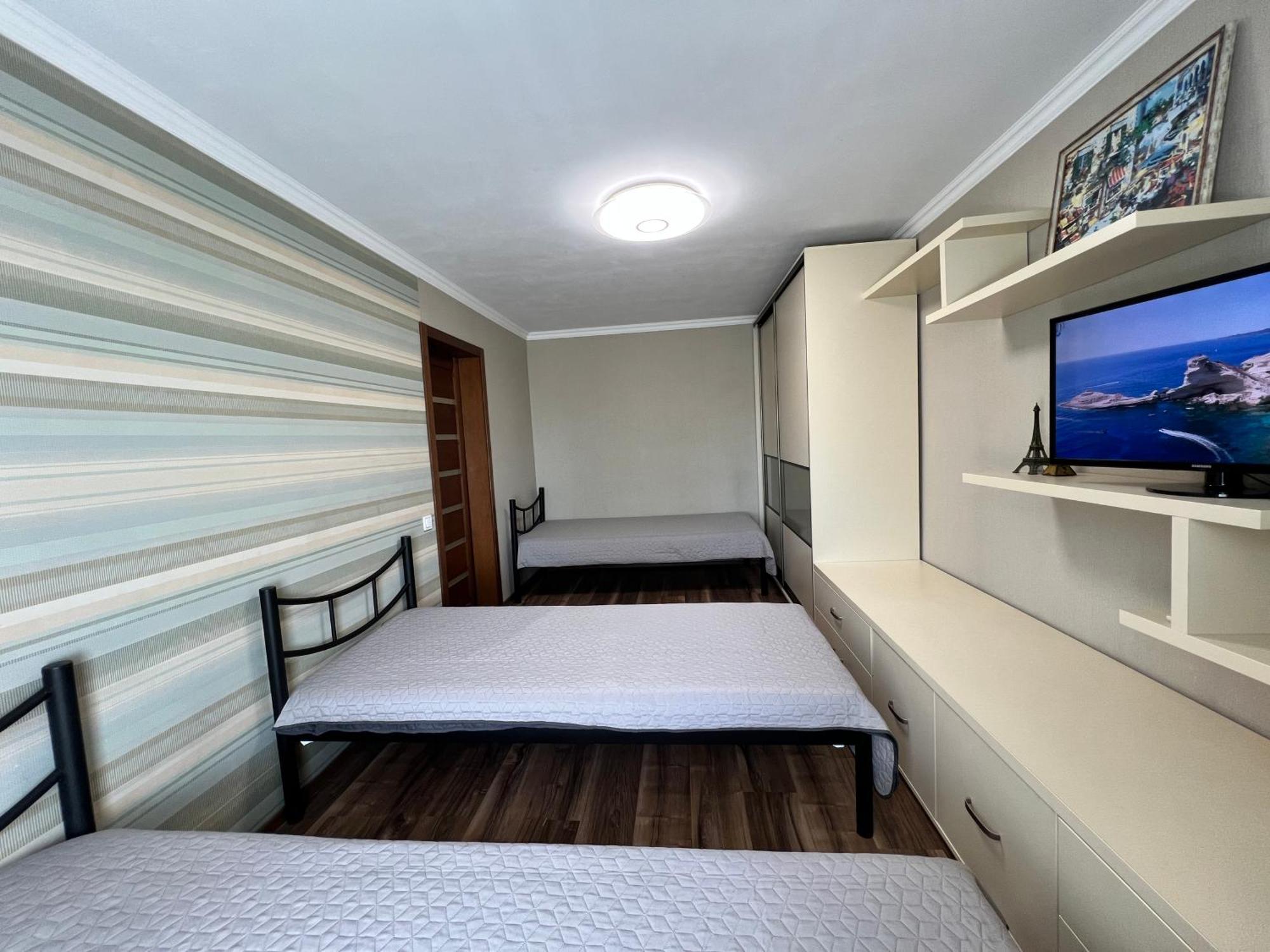 Seven Hotel Vyshneve Exterior foto